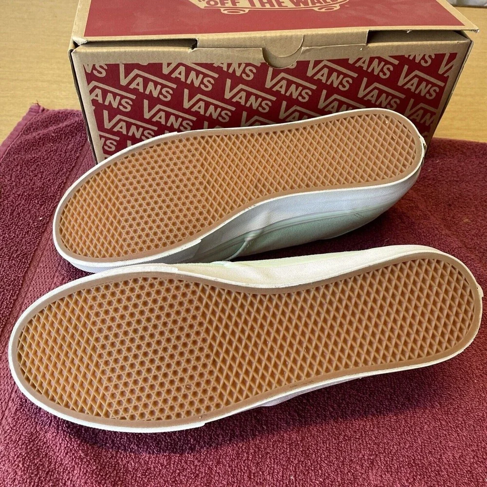 Vans Camden Stripe Henna Pastel Mint Women's  10 NIB! Rare Model VN000ZSOIR1‎